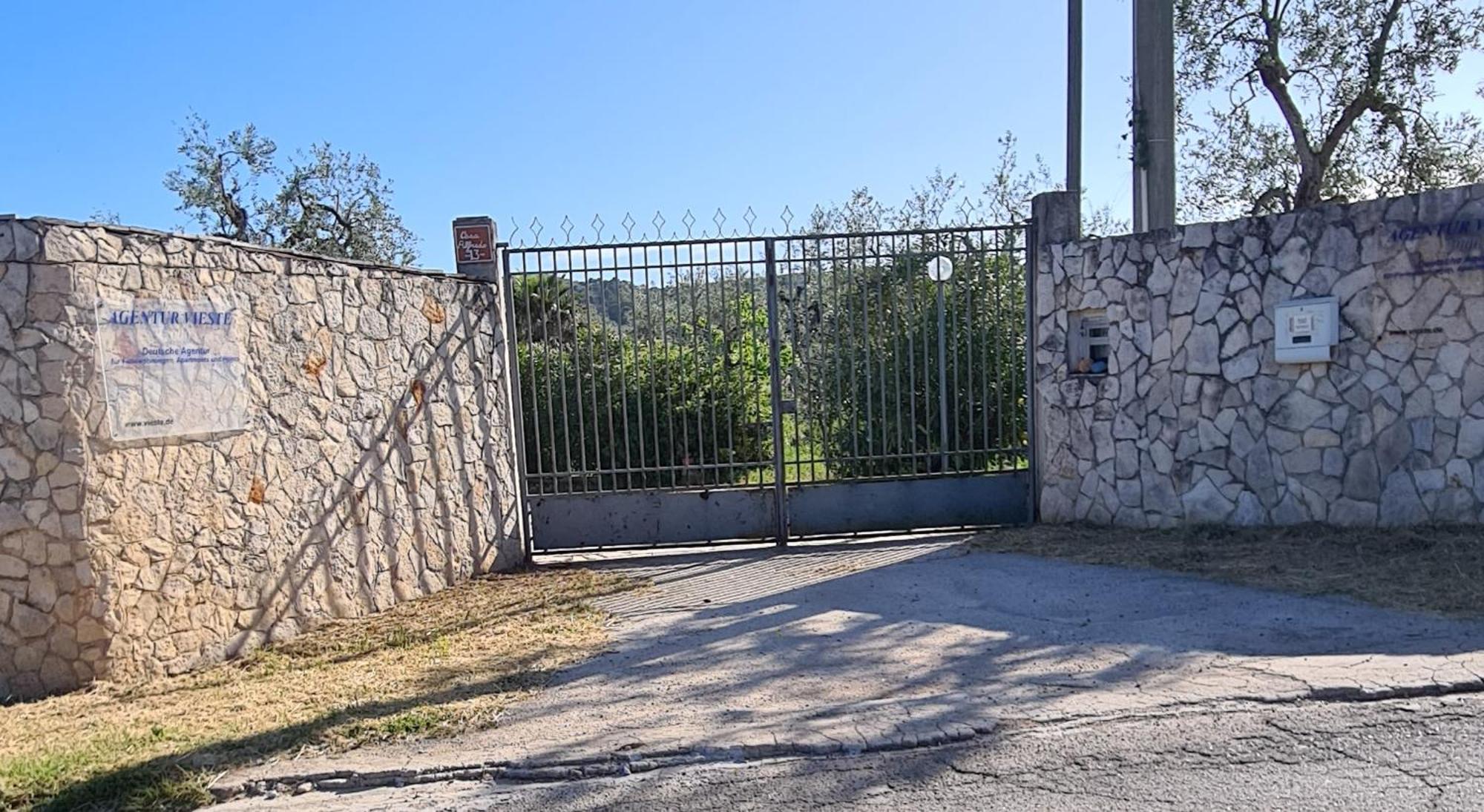 Villa Oleandro Ciccino Весте Екстериор снимка